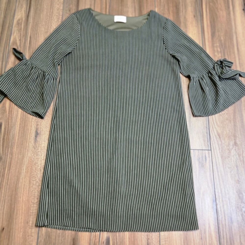 EVERLY Olive Green Striped Bell Sleeve Shift Dress Women's Size S